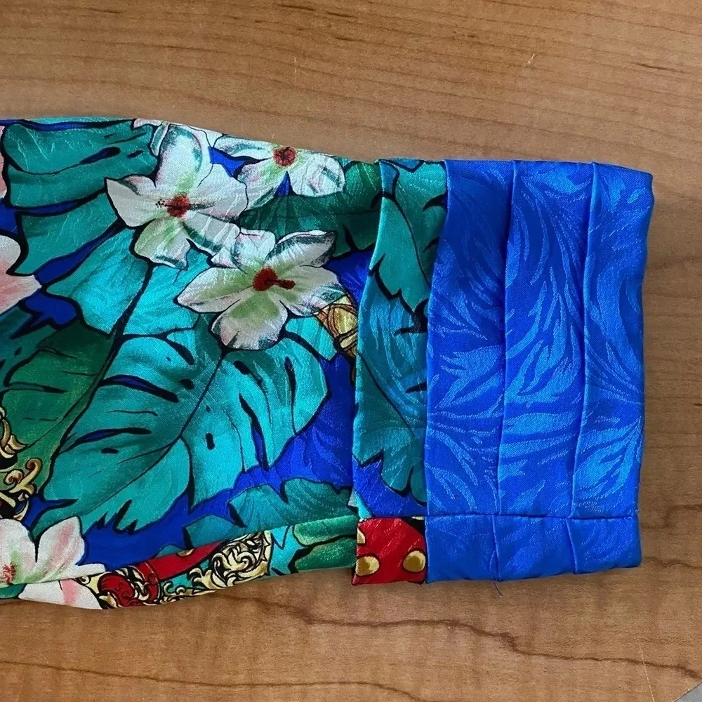 Diane Freis Vintage 80s Floral Silk Blouse With Gold Buttons - Picture 7 of 10